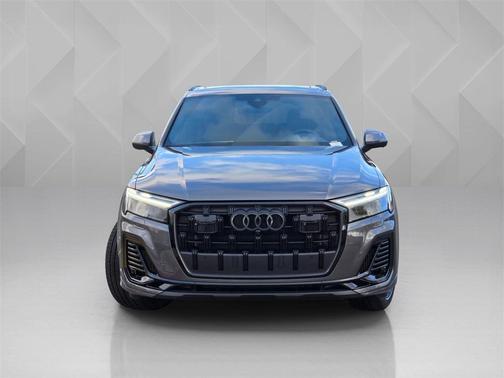 2026 Audi Q7 55 Premium Plus