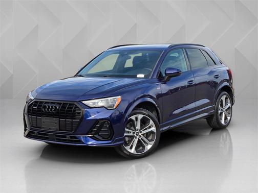 2021 Audi Q3 45 S line Premium