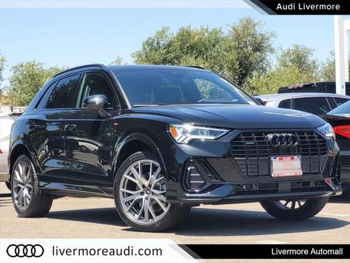 2025 Audi Q3 45 S line Premium Plus