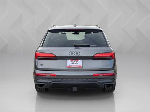 2026 Audi Q7 55 Premium Plus