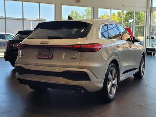 2025 Audi Q5 Prestige