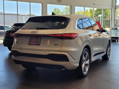 2025 Audi Q5 Prestige