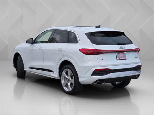 2025 Audi Q5 Premium Plus TFSI quattro S tronic