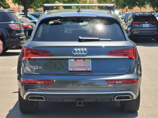 2023 Audi Q5 45 S line Premium Plus