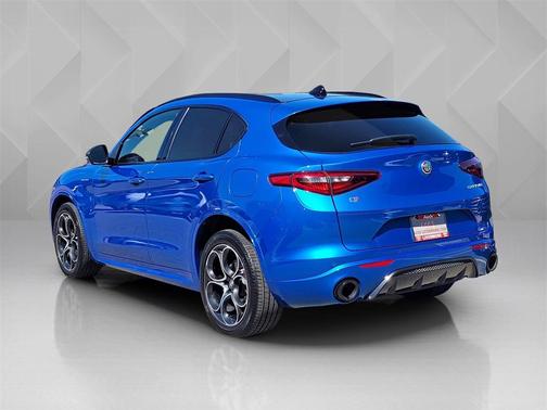 2023 Alfa Romeo Stelvio Veloce AWD
