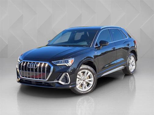 2023 Audi Q3 Premium 45 TFSI S line quattro Tiptronic