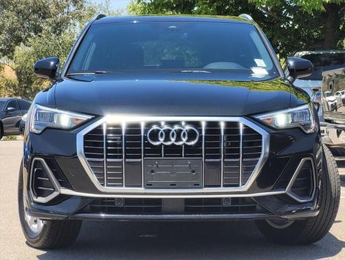 2022 Audi Q3 45 S line Premium