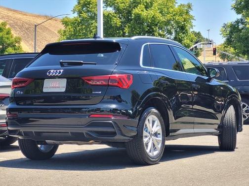 2022 Audi Q3 45 S line Premium