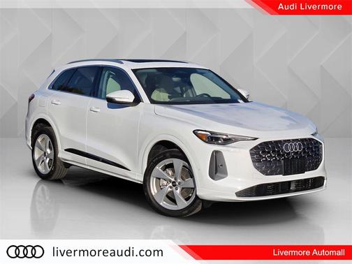 2025 Audi Q5 Premium Plus TFSI quattro S tronic