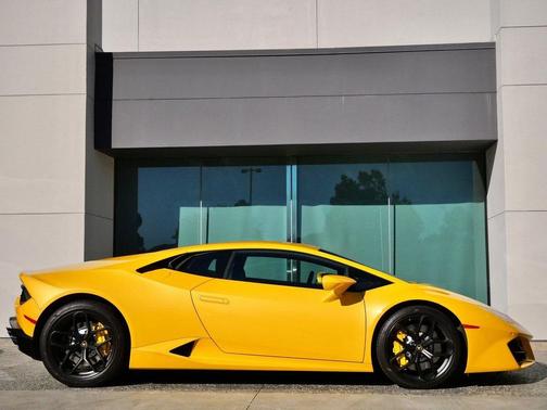 2018 Lamborghini Huracan LP580-2