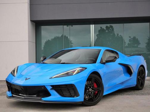 2022 Chevrolet Corvette Stingray w/2LT