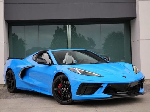 2022 Chevrolet Corvette Stingray w/2LT