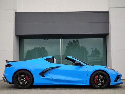 2022 Chevrolet Corvette Stingray w/2LT