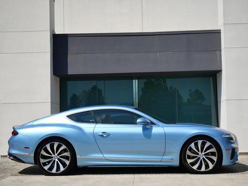 Silverlake 2026 Bentley Continental GT Base