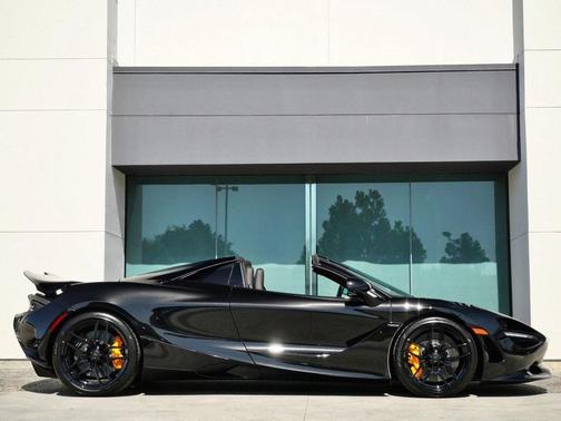 2026 McLaren 750S