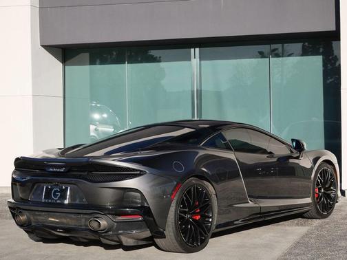 2023 McLaren GT 