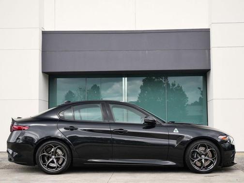 2019 Alfa Romeo Giulia Quadrifoglio