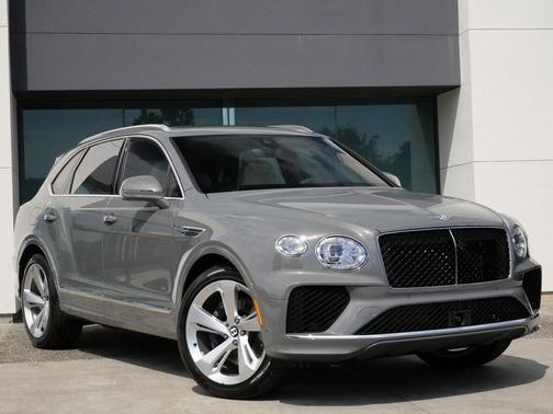 2025 Bentley Bentayga V8