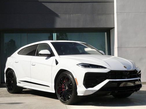 2025 Lamborghini Urus SE