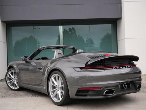 2023 Porsche 911 Carrera