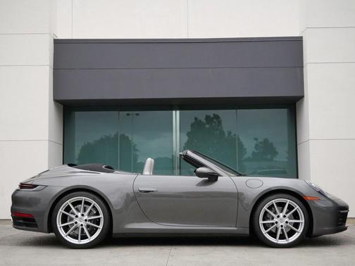 2023 Porsche 911 Carrera