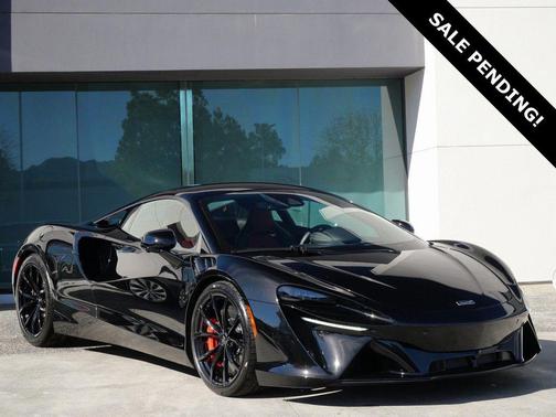 2024 McLaren Artura TechLux