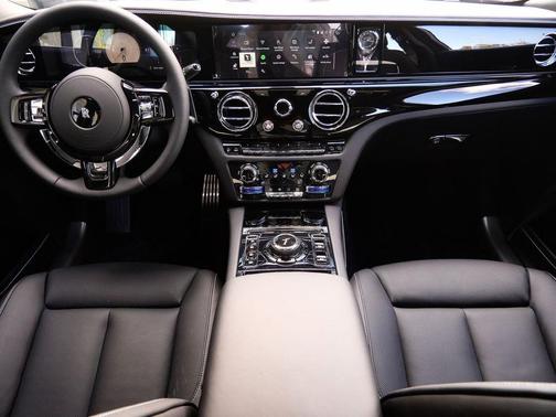 Black Diamond 2026 Rolls-Royce Ghost