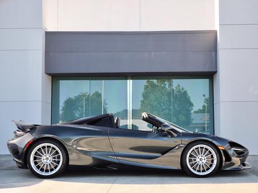 Standard+ -Plateaux 2027 McLaren 750S