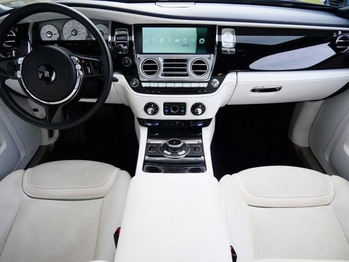 2017 Rolls-Royce Ghost 