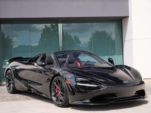2025 McLaren 750S Spider