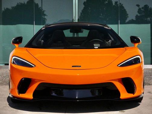 2026 McLaren GTS 