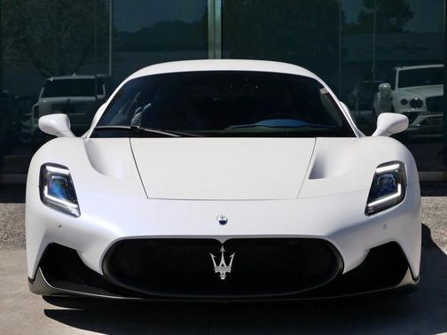 2022 Maserati MC20 