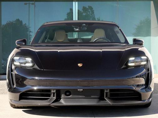 2020 Porsche Taycan Turbo S
