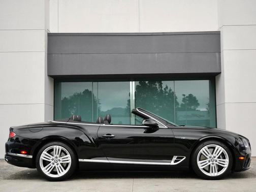 Beluga 2022 Bentley Continental GT V8