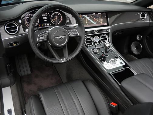 Beluga 2022 Bentley Continental GT V8