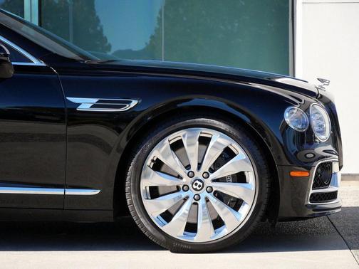 2021 Bentley Flying Spur V8