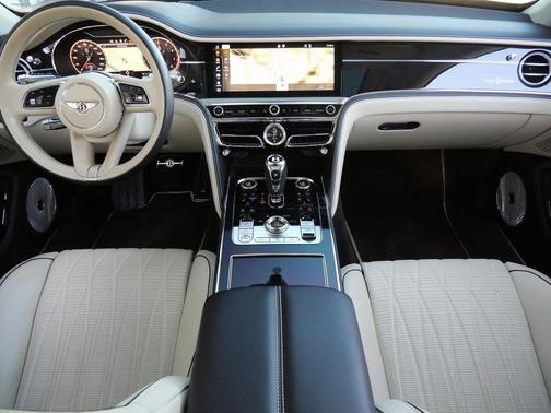 2021 Bentley Flying Spur V8