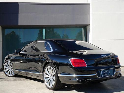 2021 Bentley Flying Spur V8