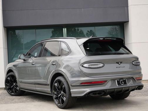 Gravity Grey 2026 Bentley Bentayga Speed
