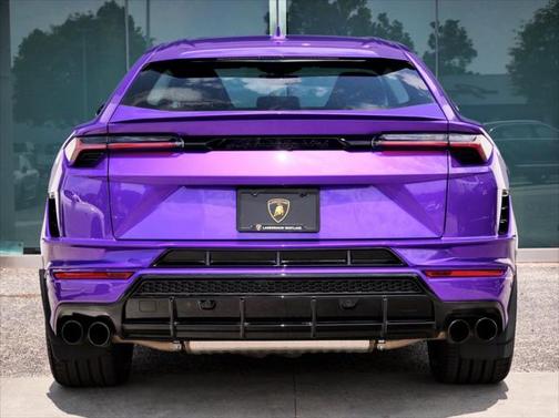 2023 Lamborghini Urus S