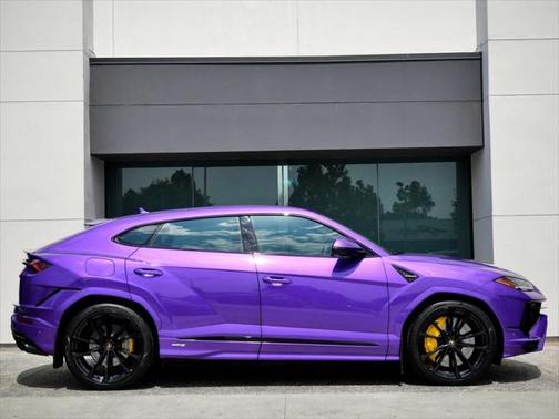 2023 Lamborghini Urus S