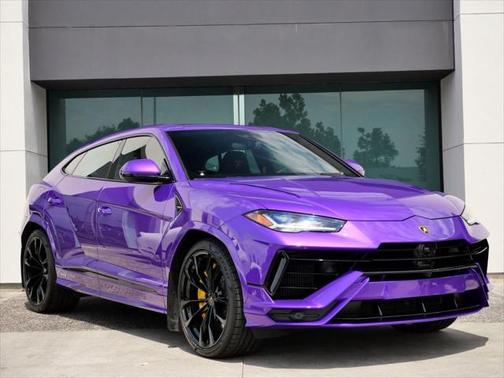 2023 Lamborghini Urus S