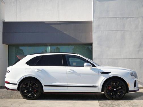 2026 Bentley Bentayga Speed