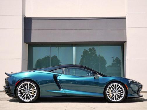 2025 McLaren GTS TechLux