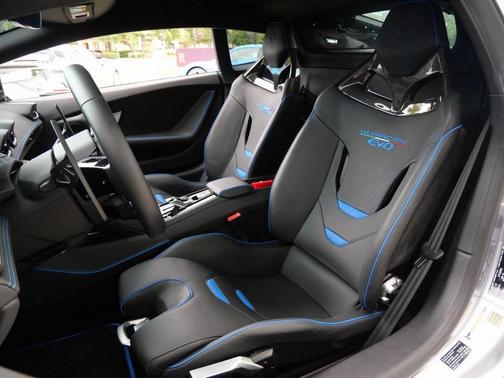 2023 Lamborghini Huracan EVO Coupe RWD