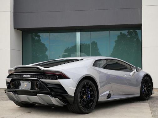 2023 Lamborghini Huracan EVO Coupe RWD