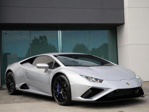 2023 Lamborghini Huracan EVO Coupe RWD