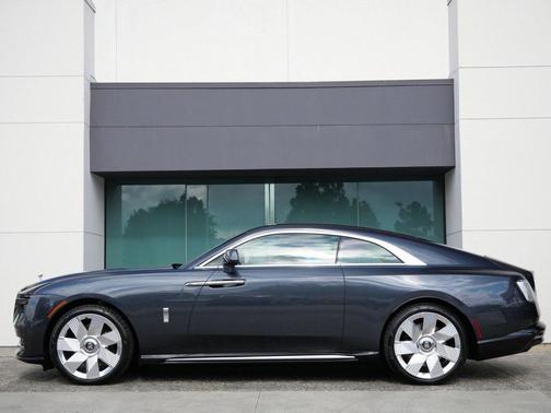 2026 Rolls-Royce Spectre 