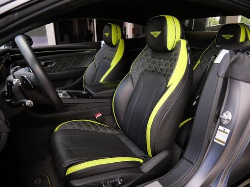 2022 Bentley Continental GT V8