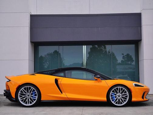 MSO Bespoke Anniversary Orange 2026 McLaren GTS